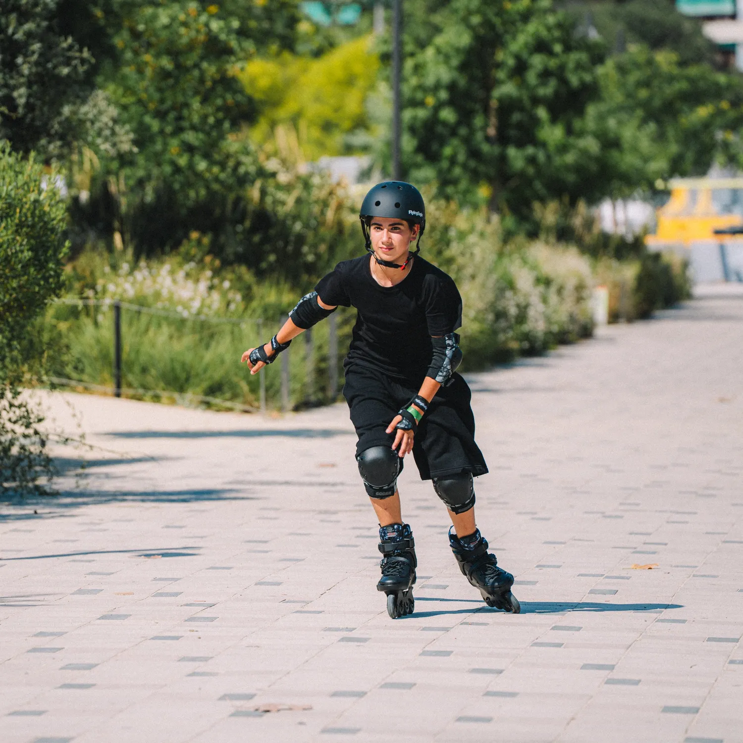 Flying Eagle Urban hjelm sort S skate