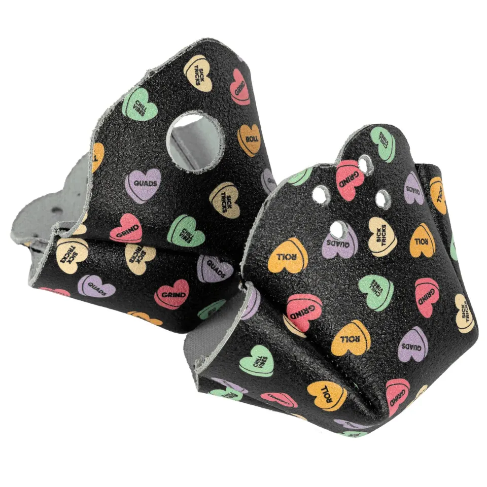 Chaya Melrose tåbeskytter Hearts microfiber