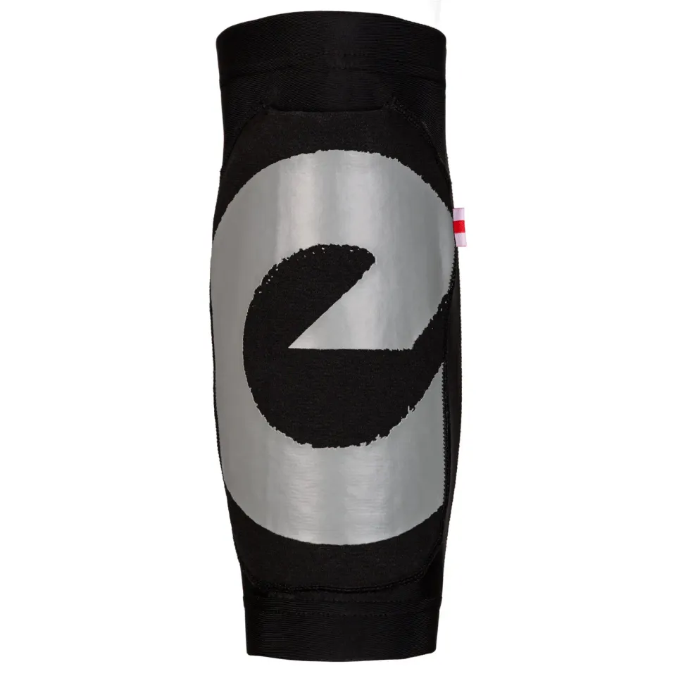 Ennui BLVD skinnebensbeskytter sort S/M L/XL