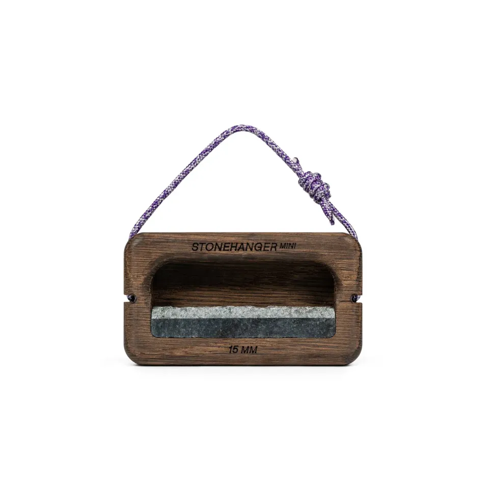Nature Climbing Stone Hanger Mini hangboard røget eg uden gravering